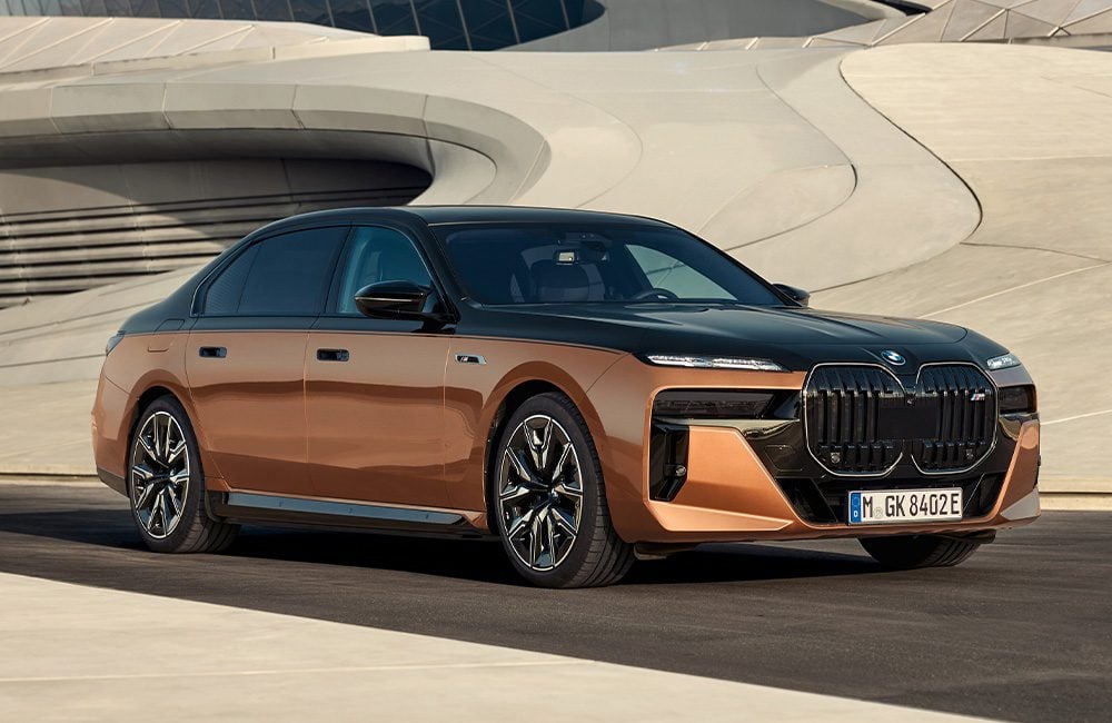 bmw-i7-4