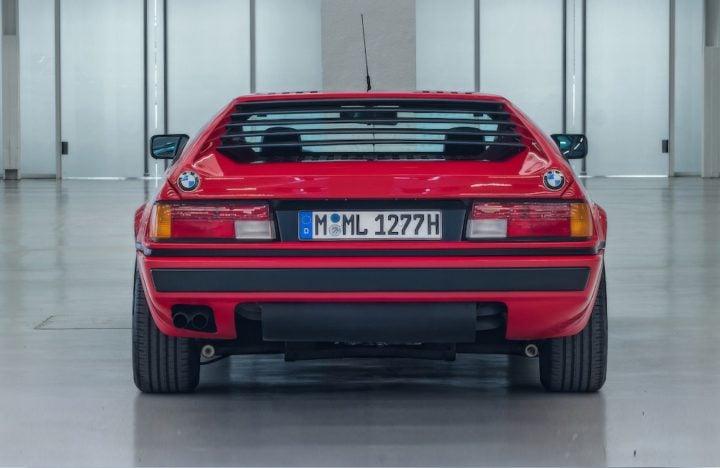 bmw-m1-3-720x468-1 Red BMW M1 rear